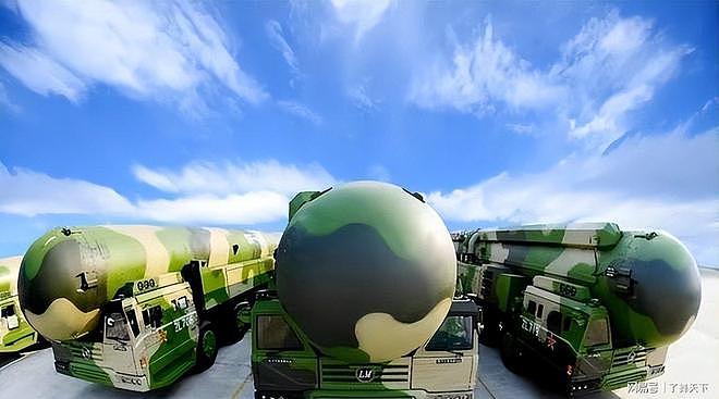 美专家曾放言：美军一旦向北京、上海扔下核弹，中国不会对等报复 - 14