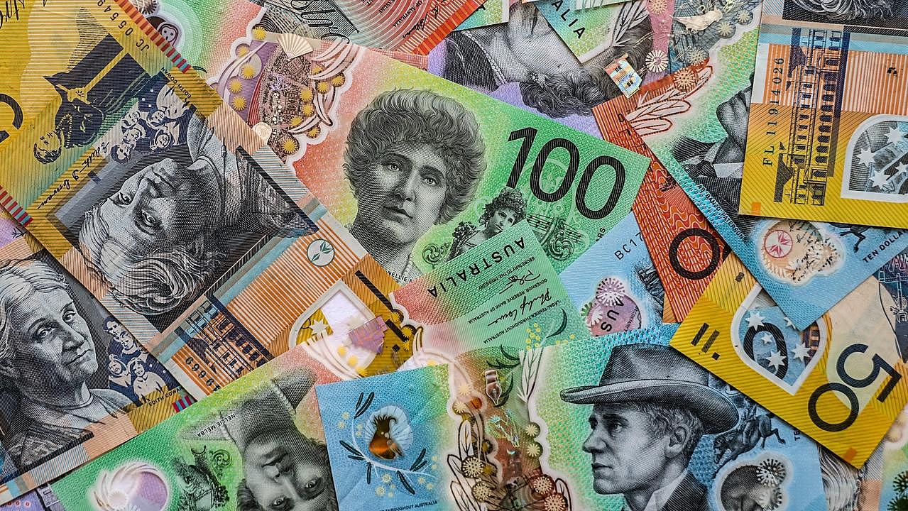 每月加$400?联邦财案公布在即,政府报告呼吁大幅上调福利金(组图) - 1