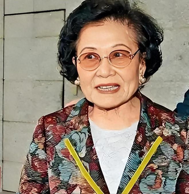 钱再多有什么用？2个女儿惨死3个儿子反目，资产1250亿也无人送终 - 1