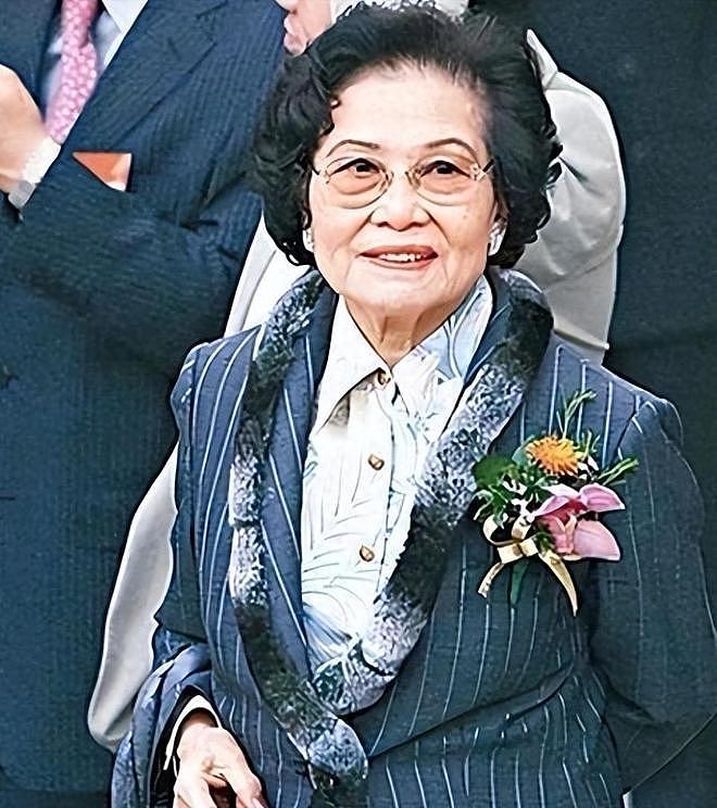 钱再多有什么用？2个女儿惨死3个儿子反目，资产1250亿也无人送终 - 2