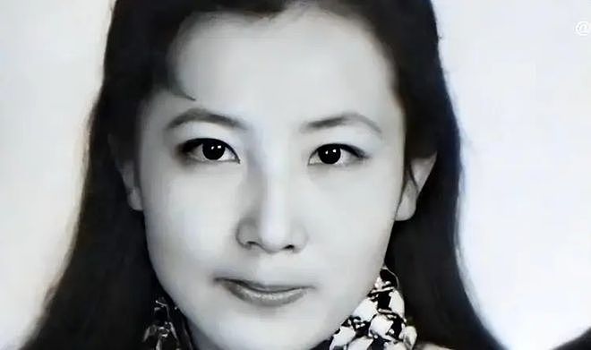 四川“黑道女皇”叶永梅：凭美貌上位，为祸四川10多年，下场如何 - 5