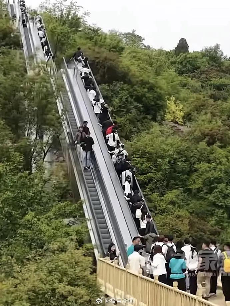 河南景区装30部电梯!游客实现
