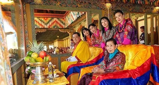 唯一不与中国建交的邻国,首都离中国仅45公里,曾实行一妻多夫(组图) - 11
