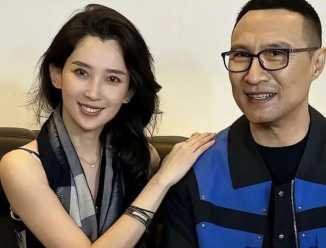 汪峰新恋情曝光:森林北成为过去式!(组图) - 6