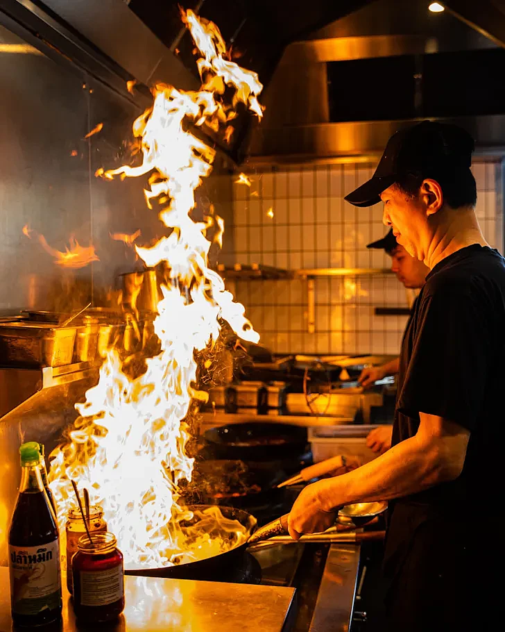 悉墨吃货福利！指定餐厅吃饭，就能换兑换免费机票（组图） - 4