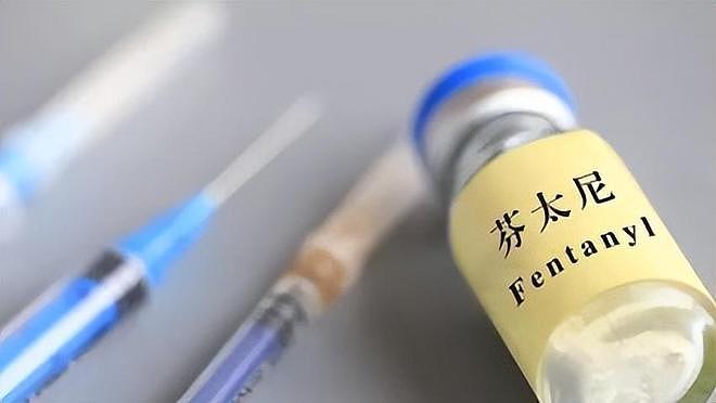 特朗普举着孩子照片，对哭泣的母亲承诺：我相信中国会执行死刑的（组图） - 3