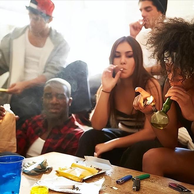 特朗普举着孩子照片，对哭泣的母亲承诺：我相信中国会执行死刑的（组图） - 11
