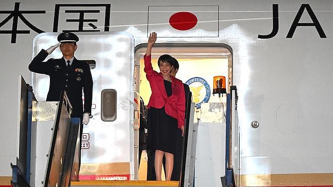 被澳洲打脸，降级接待！高市早苗黑脸匆匆离场，日本的算盘打空了（组图） - 1