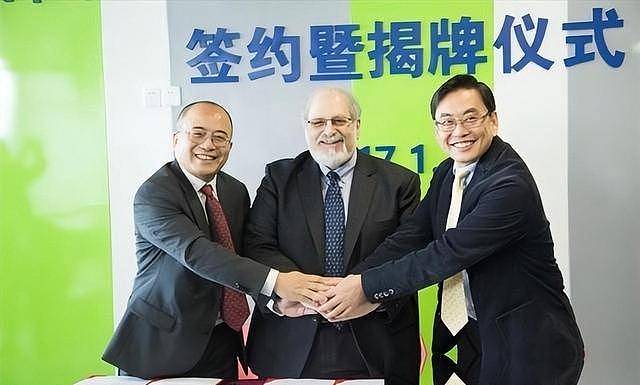 被美国抛弃后，他投奔中国带来千亿项目（组图） - 6