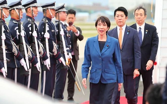 特朗普专车先进北京,日本电话打爆白宫:就一个请求,先停东京 - 4