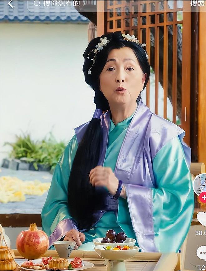过气明星太可怜?五一假期景区落魄打工,有人无戏可拍,令人心酸(组图) - 16