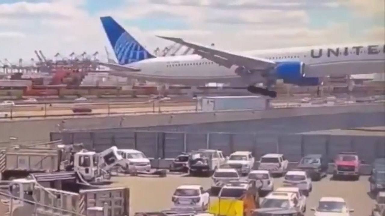 联合航空客机降落“低到撞货车”画面曝！司机惊恐回忆：以为地震（组图） - 1