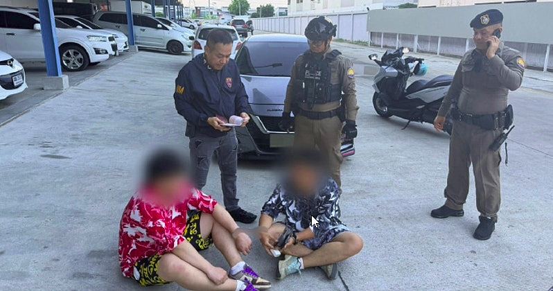 2中国游客旅费耗尽，持枪打劫泰国金铺CCTV全录下！潜逃8小时落网（组图） - 1