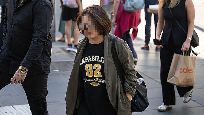 澳华人夫妇“蓄奴案”大反转！华女无罪释放，丈夫仍面临多项指控（图） - 1