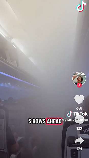 捷星飞澳航班突现诡异浓雾！前排座位都看不清，乘客吓坏：像恐怖电影开场（组图） - 3