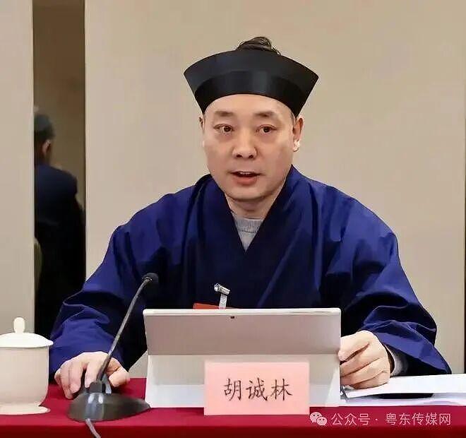 道教界“释永信”?陕西道协会长被指挪用公款包游轮,带情人赴港(组图) - 2