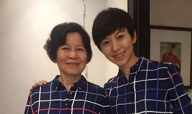 48岁欧阳夏丹现状:离开央视,被教授邀请现身挪威,至今未婚未育(组图) - 11