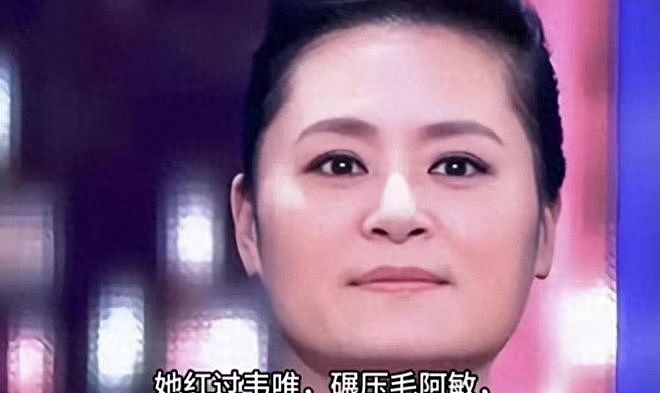 她红过韦唯,碾压毛阿敏,被亲弟打成脑震荡,一代歌后沦落成保姆 - 1