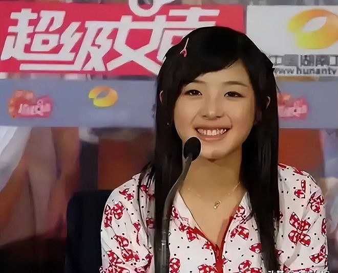 她15岁出道即爆红，却因“不雅照”被毁，如今男友是我们熟悉的他 - 2