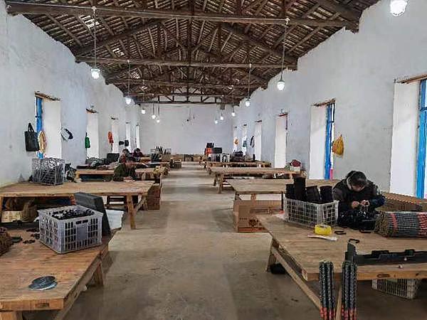 湖南烟花爆炸事故后全市烟花厂停产,三十万工人何去何从? - 3