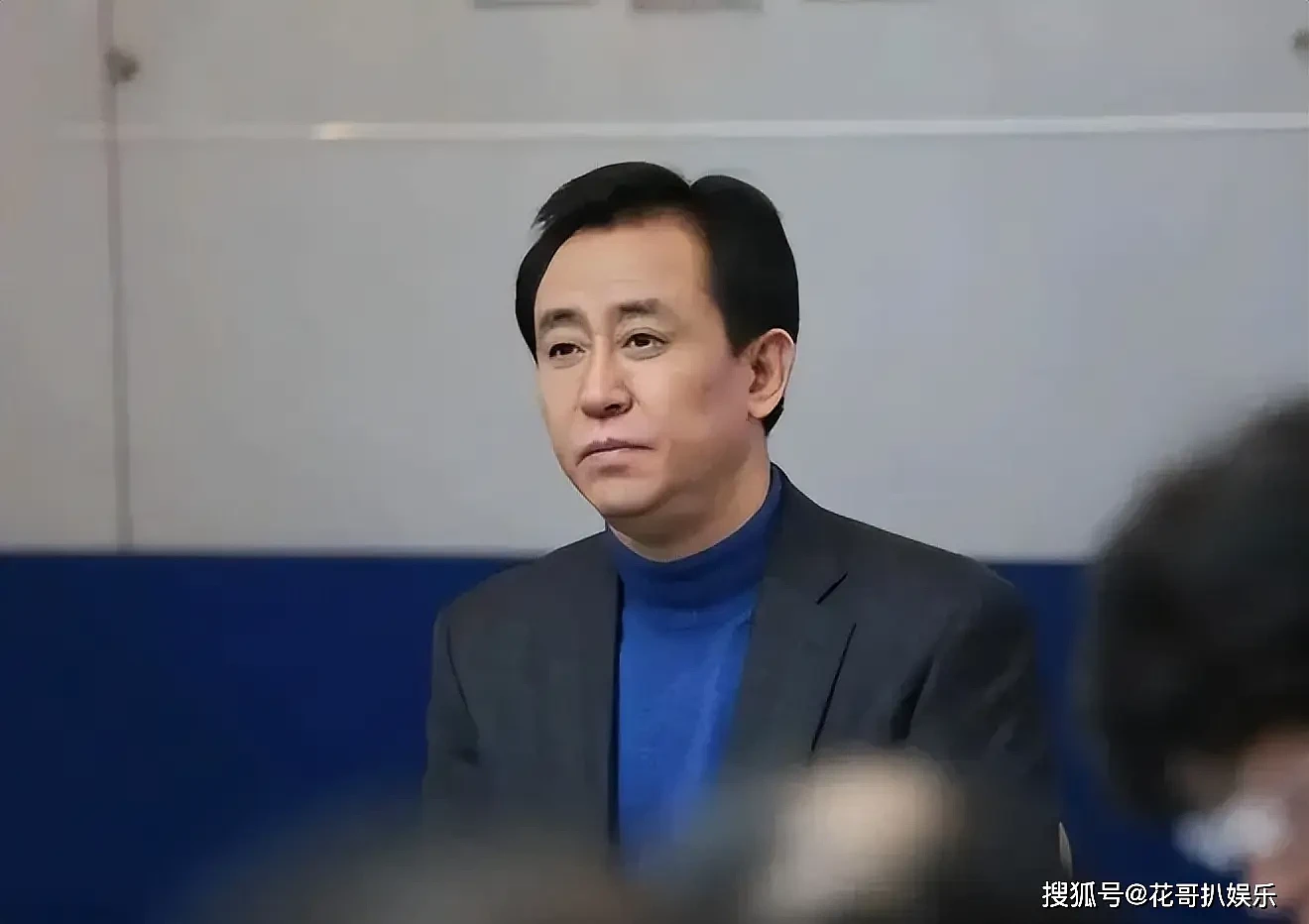 许家印前妻被曝英国豪宅同居小30岁外籍男友，带走$500亿资产逍遥快活（组图） - 9