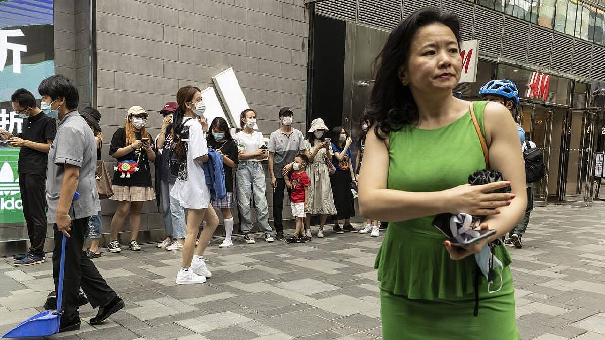 在华被关押1154天,成蕾将个人经历搬上舞台,称澳人低估中国渗透(组图) - 3