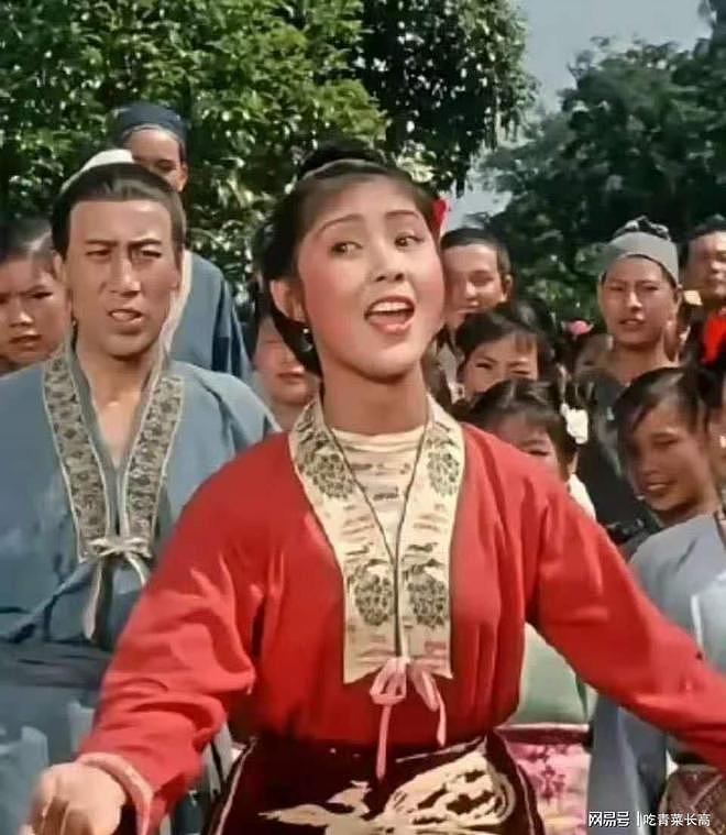 张艺谋《印象刘三姐》全裸镜头引争议，新剧《主角》遭抵制（组图） - 7