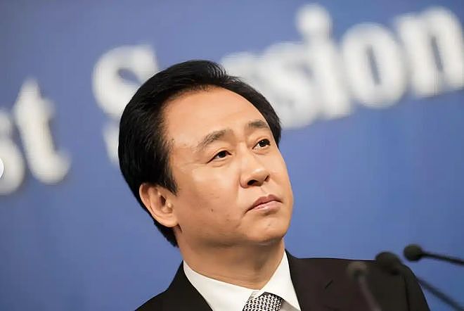 许家印到底有多贪得无厌?回老家给村民发红包,钱都是公司报销的(组图) - 3