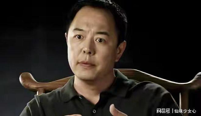 “强吻、摸腿”，借工作之名揩油，内娱的“假戏真做”有多可怕？ - 2