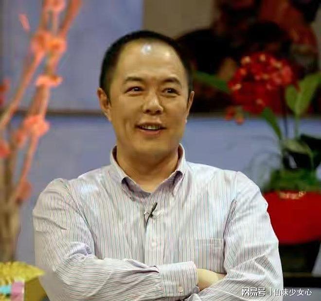 “强吻、摸腿”，借工作之名揩油，内娱的“假戏真做”有多可怕？ - 6
