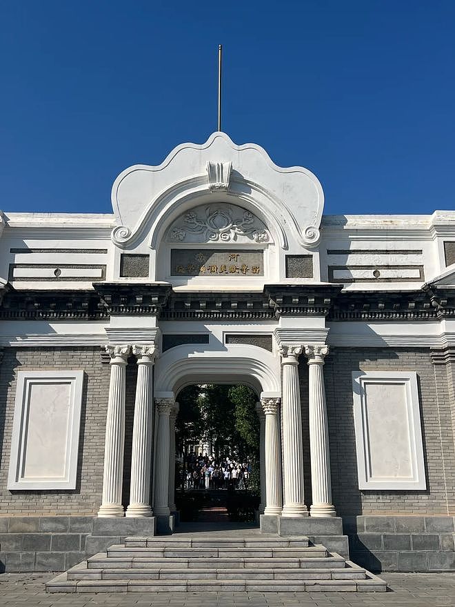 中国大学“校史虚构大赛”:谁在争抢“第一”? - 8