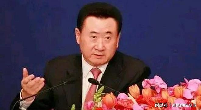 八年挥霍两千亿，丢掉万达控股权，王健林输掉商业帝国守住体面 - 16