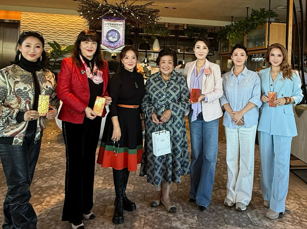 澳中精英女企业家雅聚悉尼，庆母亲节展现女性力量风采（组图） - 5