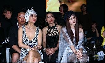 章子怡“泼墨门”主谋，叶剑英儿媳，离婚后转战商圈竟成资本大鳄（组图） - 3