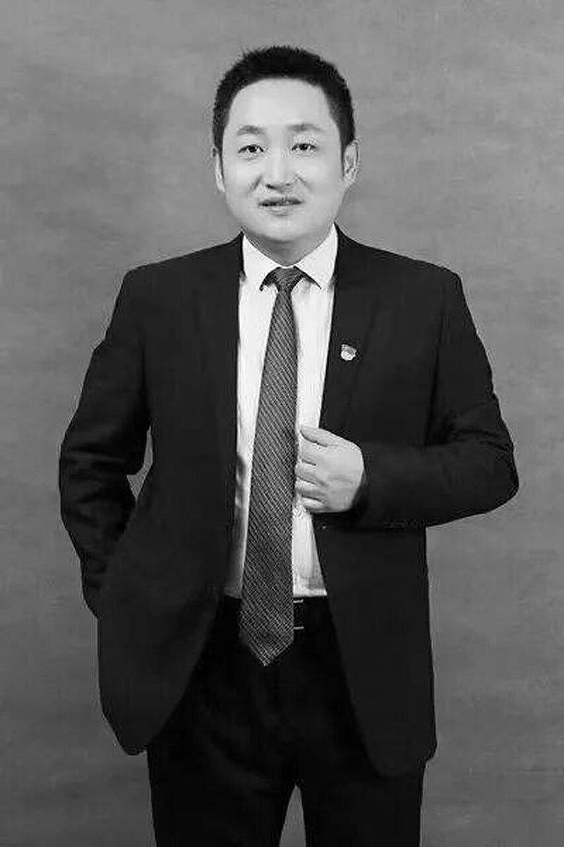 又1顶尖菁英离奇亡,武大48岁遥感专家“病逝”,不单纯?(图) - 1