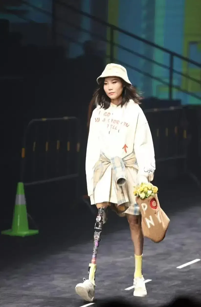 汶川大地震中被埋72小时的女孩,如今怎么样了?(组图) - 15