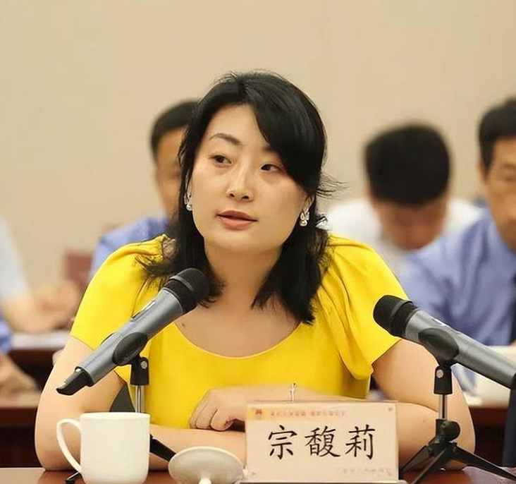 销量下滑20%，宗馥莉免掉宏胜集团销售负责人（组图） - 1