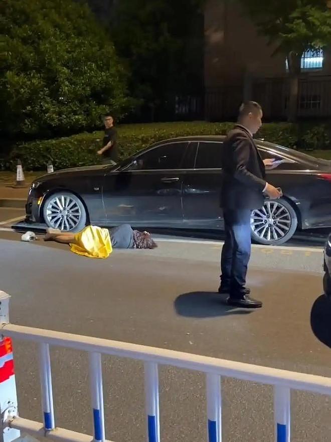 闹大了！江苏女深夜暴打网约车司机，扇到累瘫，结局神反转！ - 3