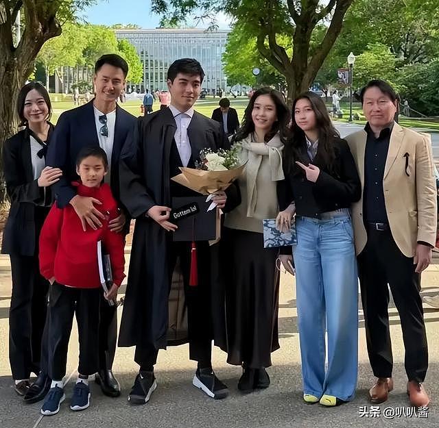 最强小三急于上位,却遭原配三名精英子女反击,打响SK千亿继承战 - 8