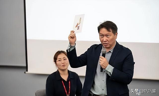 最强小三急于上位,却遭原配三名精英子女反击,打响SK千亿继承战 - 25