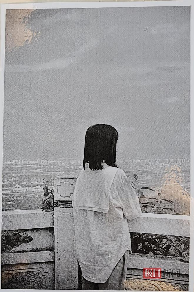 15岁独居女孩被同班男生杀害背后,留守青少年的“两个世界”(组图) - 1