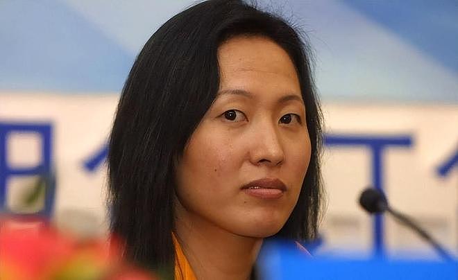 53岁王军霞近况:退休定居美国,三个孩子三个爹,人生令人唏嘘(组图) - 6