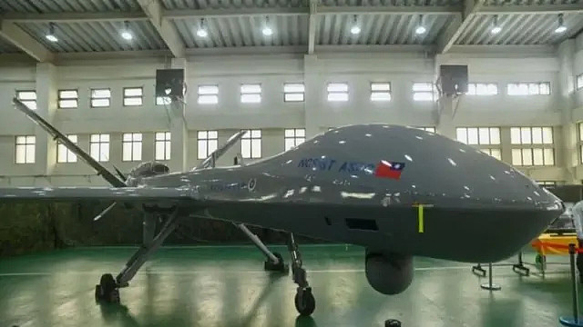 特朗普访华前夕,台立法院通过“阉割版”对美军购案(组图) - 2