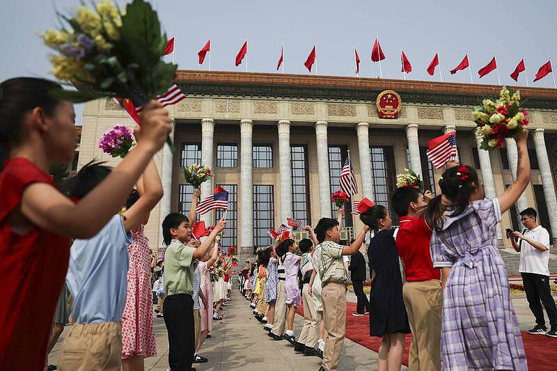 特朗普访华获高规格接待,习近平借峰会展示大国地位(图) - 1