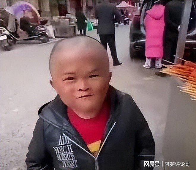 被资本抛弃的范小勤长大了，十八岁染发变身精神小伙，还大方征婚（组图） - 16