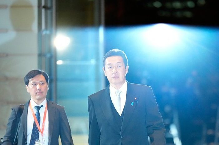 中日关系恶化之后，首见日本阁员短暂访中（图） - 1
