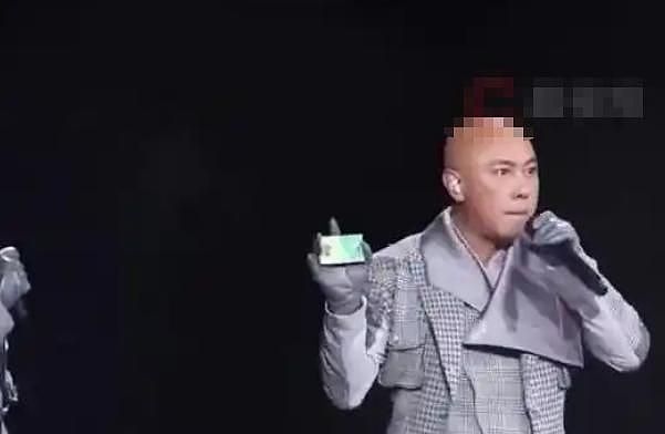 59岁无儿无女,结3次婚、两度丧子,张卫健如今生活得无比潇洒 - 3