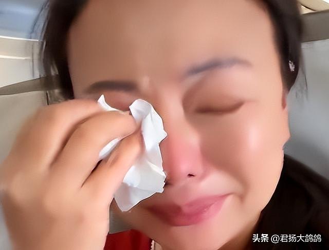 北京大姐为爱砸500万筑寺庙,和小19岁僧人相伴12年,现状如何? - 3