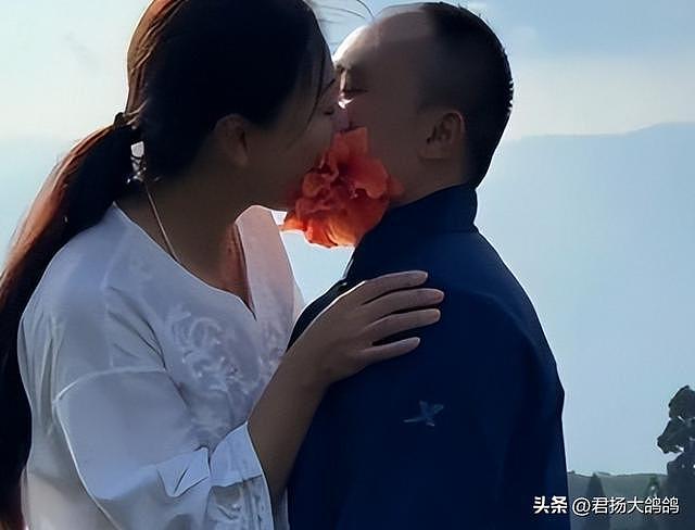 北京大姐为爱砸500万筑寺庙,和小19岁僧人相伴12年,现状如何? - 7
