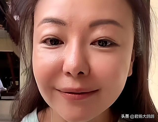 北京大姐为爱砸500万筑寺庙,和小19岁僧人相伴12年,现状如何? - 13